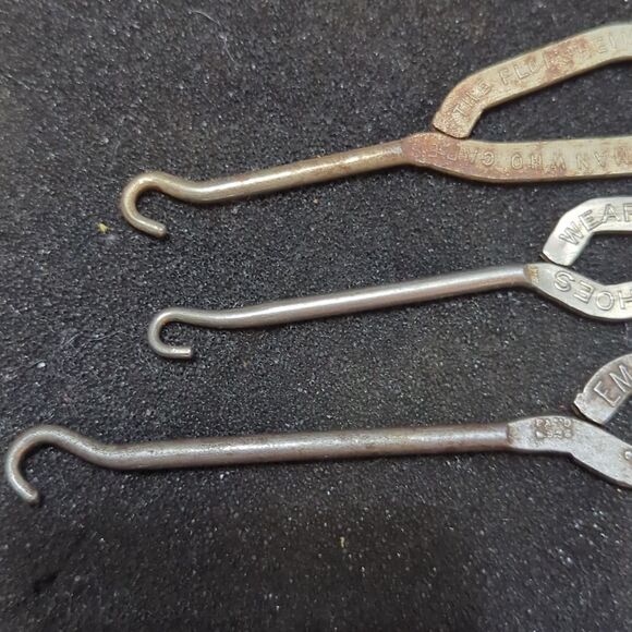 3 Antique Shoe Button Hooks Makers - Picture 7 of 7